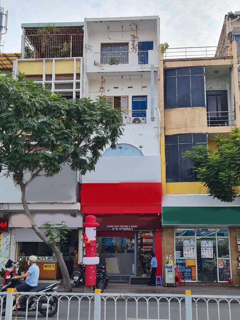 Cho thuê hoặc sang HĐ nhà mặt tiền Lê Văn Sỹ,P.14,Q.3.